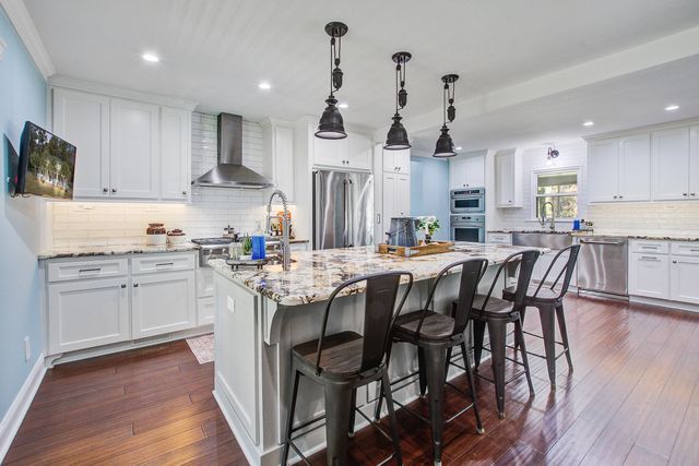 302 Huntington Road, Summerville, SC 29483