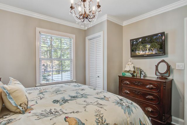 302 Huntington Road, Summerville, SC 29483