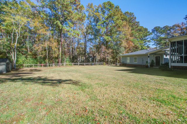 302 Huntington Road, Summerville, SC 29483