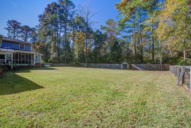302 Huntington Road, Summerville, SC 29483