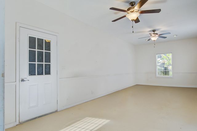 302 Huntington Road, Summerville, SC 29483