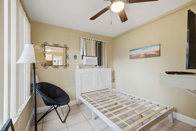 309 SW 7TH Court, Hallandale Beach, FL 33009