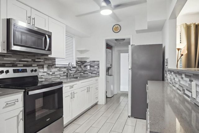 309 SW 7TH Court, Hallandale Beach, FL 33009