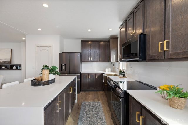 116 Sunset Meadows Lane, Port Hadlock, WA 98339