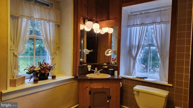 4912 SHANKWEILER RD, Orefield, PA 18069