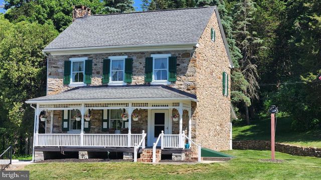 4912 SHANKWEILER RD, Orefield, PA 18069