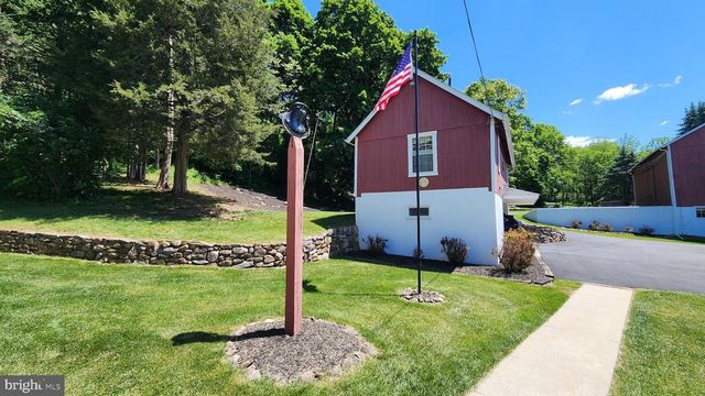 4912 SHANKWEILER RD, Orefield, PA 18069