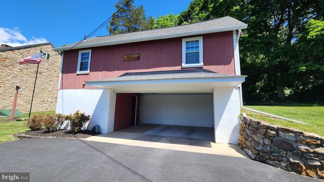 4912 SHANKWEILER RD, Orefield, PA 18069