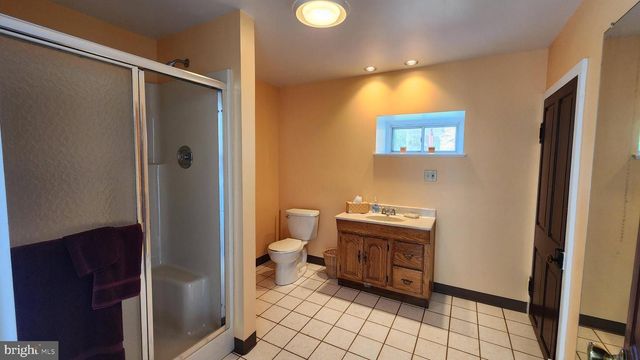 4912 SHANKWEILER RD, Orefield, PA 18069