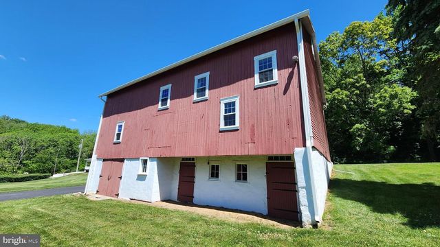 4912 SHANKWEILER RD, Orefield, PA 18069