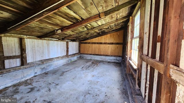 4912 SHANKWEILER RD, Orefield, PA 18069