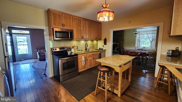 4912 SHANKWEILER RD, Orefield, PA 18069