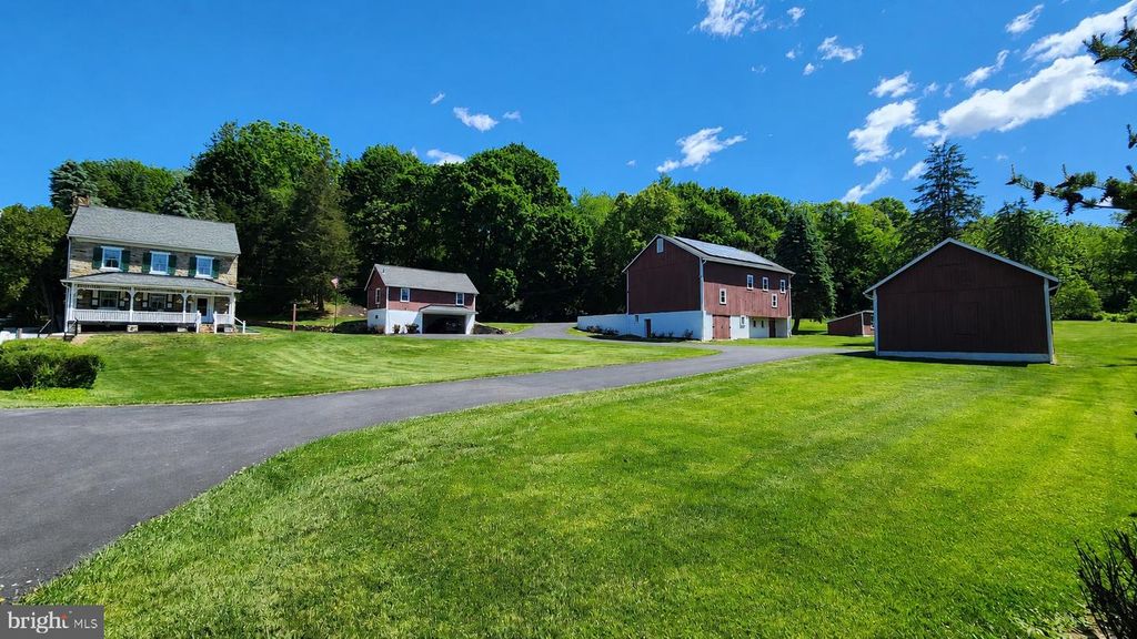 4912 SHANKWEILER RD, Orefield, PA 18069