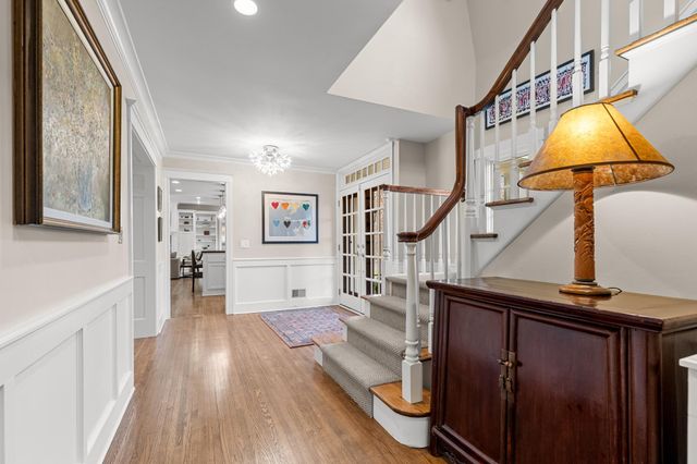 4236 Heathcote Road, Deephaven, MN 55391