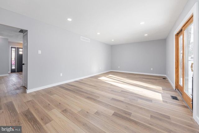 44 CRANFORD RD, Blackwood, NJ 08012