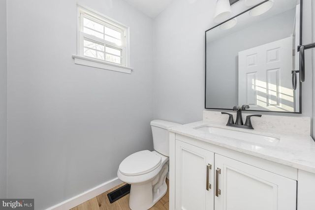 44 CRANFORD RD, Blackwood, NJ 08012