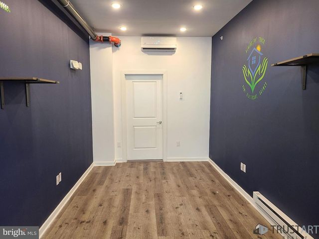 2127 N FRONT ST #COMMERCIAL, Philadelphia, PA 19122