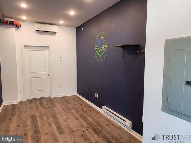 2127 N FRONT ST #COMMERCIAL, Philadelphia, PA 19122