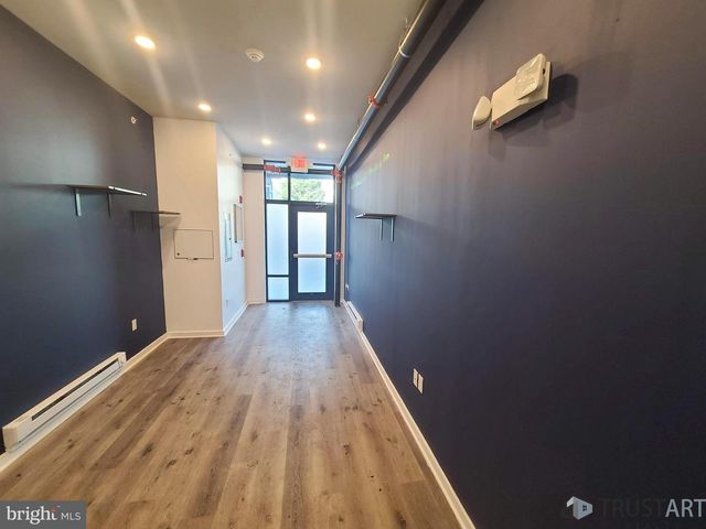 2127 N FRONT ST #COMMERCIAL, Philadelphia, PA 19122