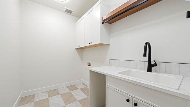 3788 Scout Street, Richland, WA 99352