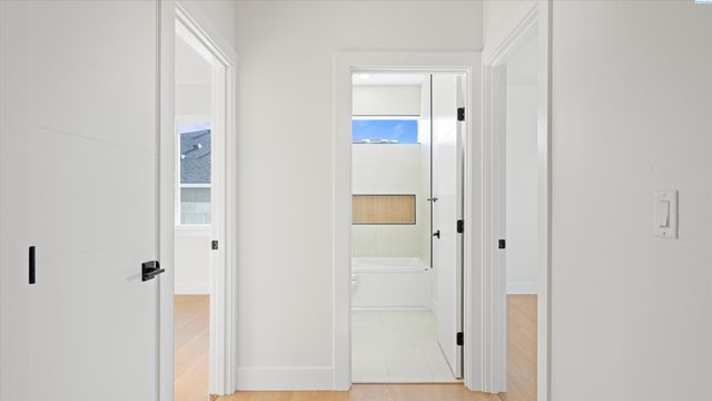 3788 Scout Street, Richland, WA 99352