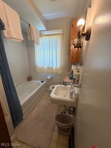 1821 Whipple Avenue NW, Canton, OH 44708