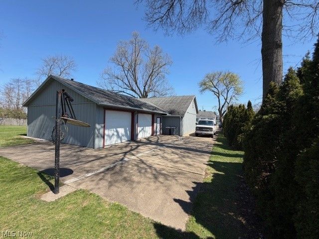 1821 Whipple Avenue NW, Canton, OH 44708