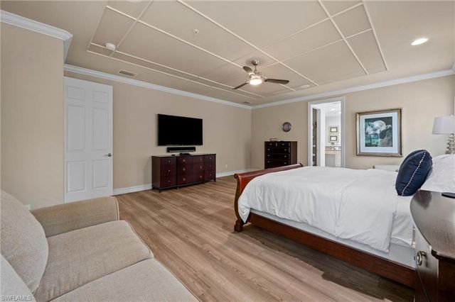 2809 TIBURON BLVD E 2-101, Naples, FL 34109