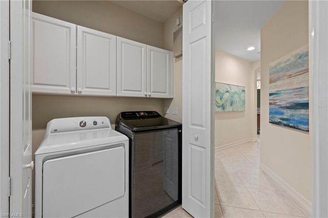 2809 TIBURON BLVD E 2-101, Naples, FL 34109