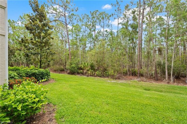 2809 TIBURON BLVD E 2-101, Naples, FL 34109