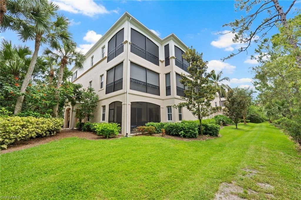 2809 TIBURON BLVD E 2-101, Naples, FL 34109