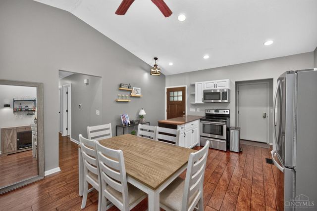 2491 Windsor Village Drive, Miamisburg, OH 45342