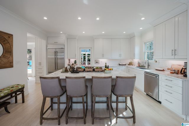 56 CROSS CREEK DRIVE, Mountain Brook, AL 35213