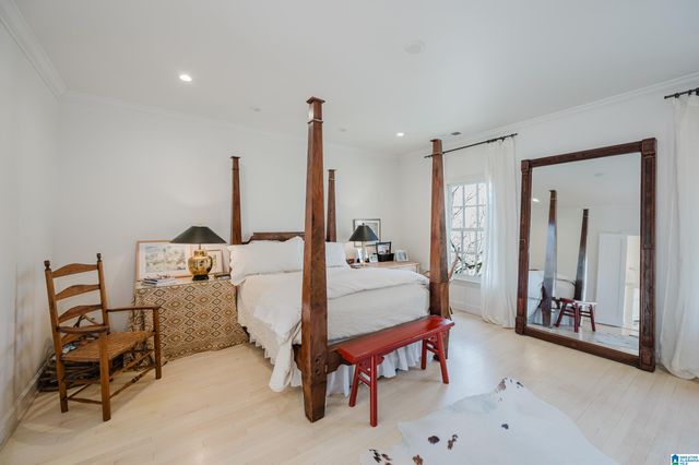 56 CROSS CREEK DRIVE, Mountain Brook, AL 35213