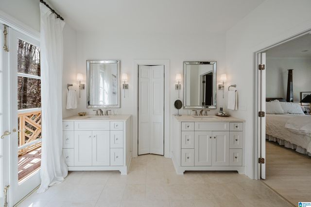 56 CROSS CREEK DRIVE, Mountain Brook, AL 35213