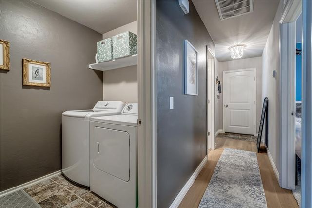 18536 Abierto Drive, Edmond, OK 73012