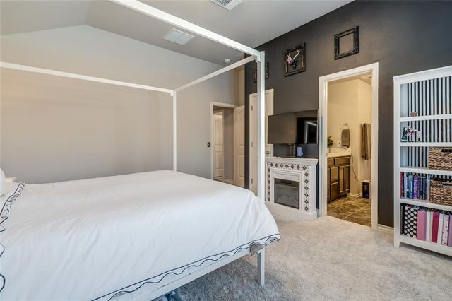 18536 Abierto Drive, Edmond, OK 73012