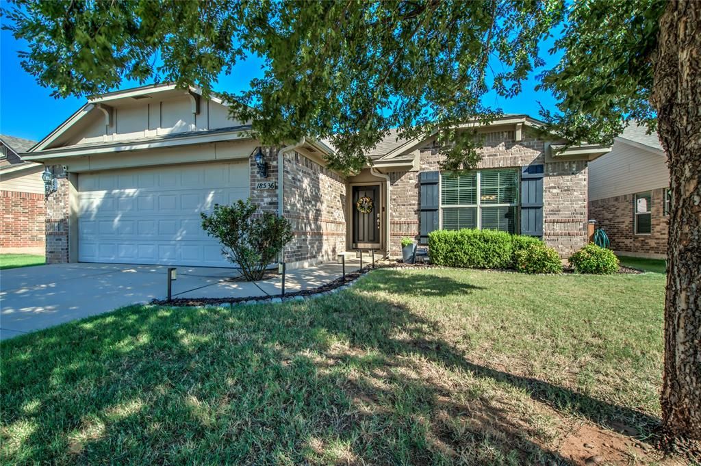 18536 Abierto Drive, Edmond, OK 73012