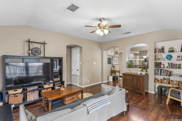 6614 Clovis, San Antonio, TX 78233