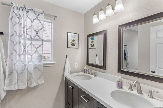 6614 Clovis, San Antonio, TX 78233