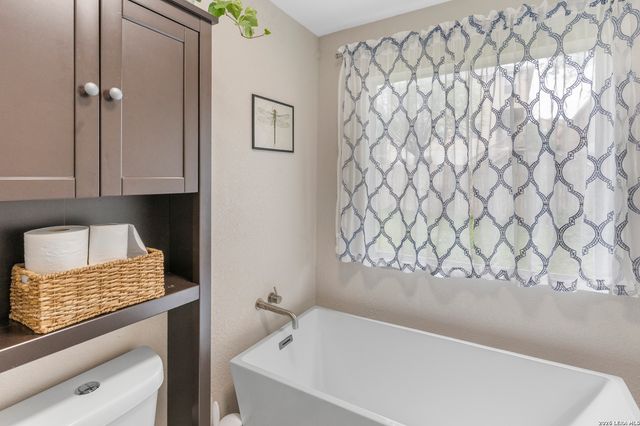 6614 Clovis, San Antonio, TX 78233