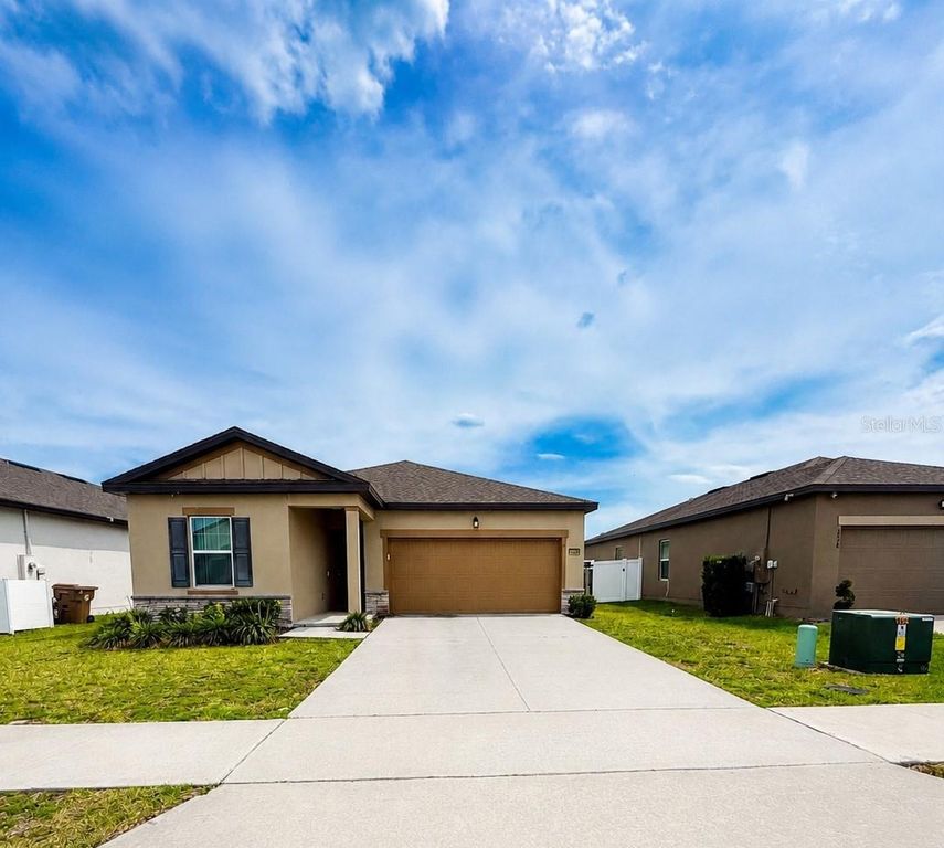 5882 HERDER ROAD, St Cloud, FL 34771