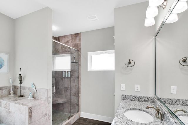 7967 Double Gate Dr, Pensacola, FL 32507