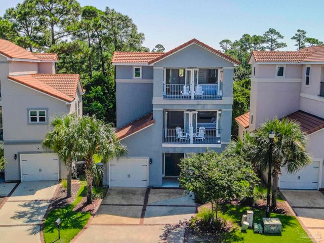 7967 Double Gate Dr, Pensacola, FL 32507