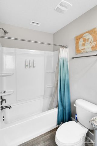 7967 Double Gate Dr, Pensacola, FL 32507