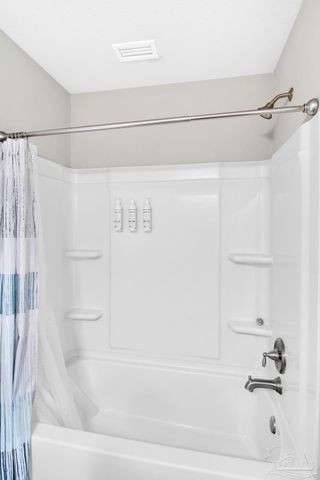 7967 Double Gate Dr, Pensacola, FL 32507