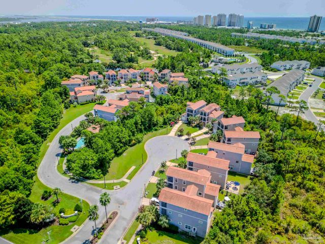 7967 Double Gate Dr, Pensacola, FL 32507