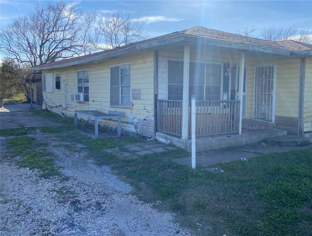 8149 Stillwell, Corpus Christi, TX 78409