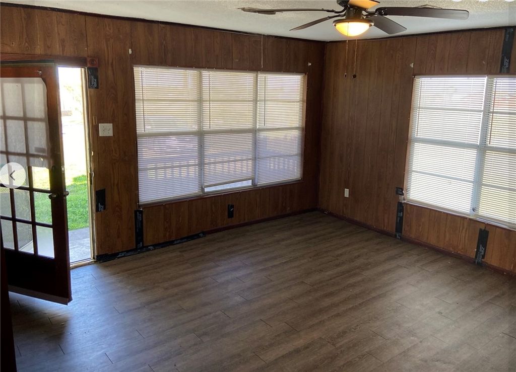 8149 Stillwell, Corpus Christi, TX 78409 — photo 4