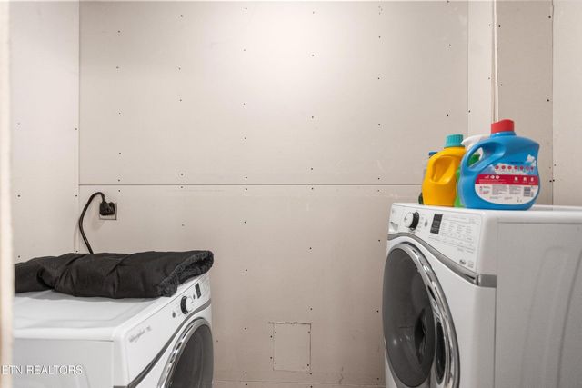 1118 Indian Shadows Drive, Ten Mile, TN 37880